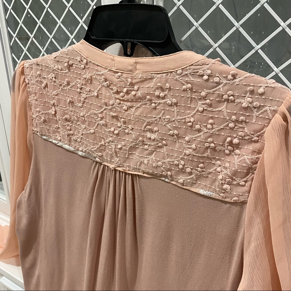 TINY Anthro pink shimmery peasant blouse Sz M boho - Picture 5 of 7